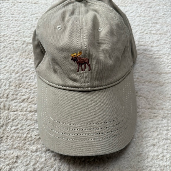 Abercrombie & Fitch Accessories - Women’s Abercrombie & Fitch Baseball Cap Adjustable